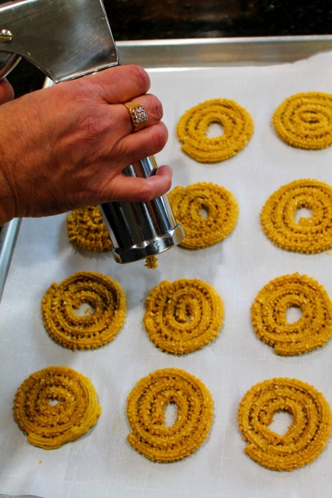 Chakli Murukku - Instant Pot Mealthy Crisplid, Air Fryer, Oven baked