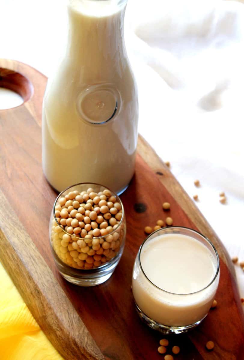 Homemade Soy milk - Living Smart And Healthy