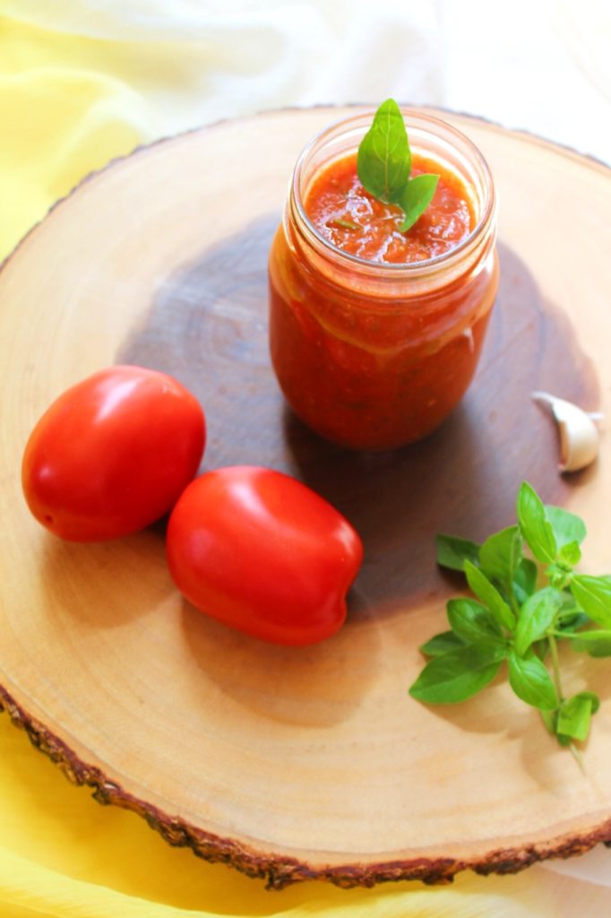 Marinara sauce with fresh tomatoes - Instant Pot - Living Smart And Healthy
