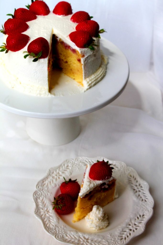 Instant Pot Strawberry Cake