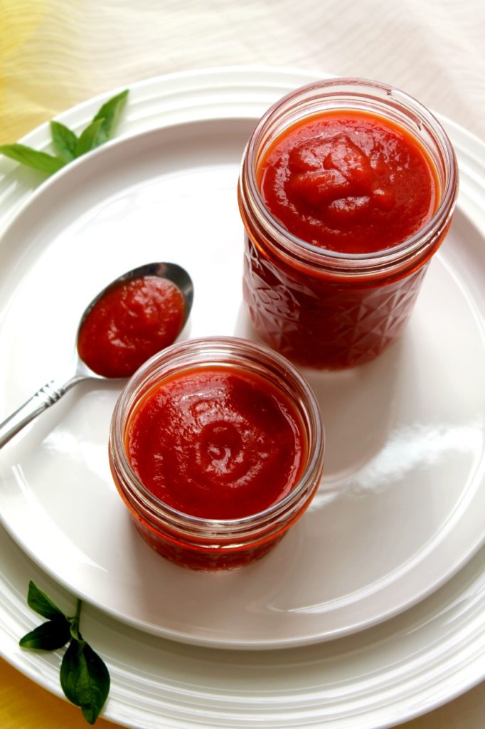 Tomato Ketchup with fresh tomatoes