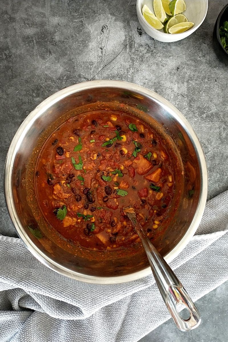 instant pot sweet potato black bean chili