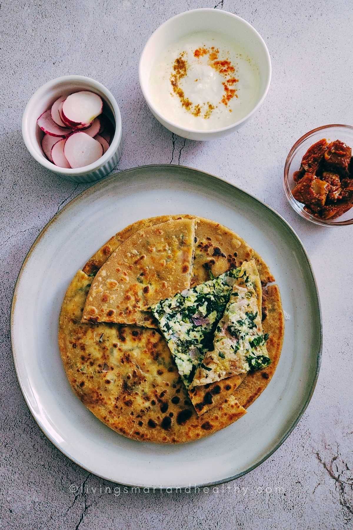 how to make palak paneer paratha