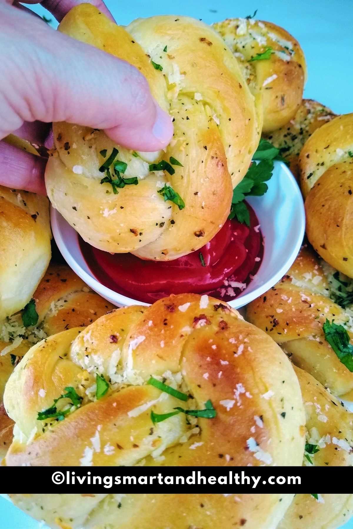 homemade garlic knot