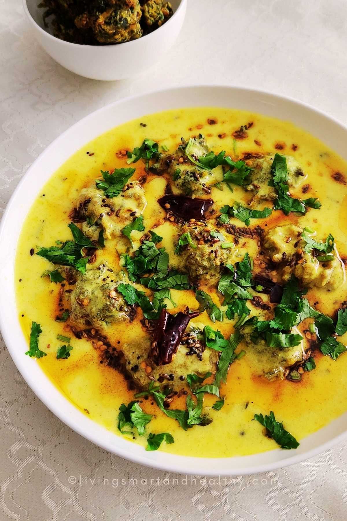 kadhi pakora with methi pakoda