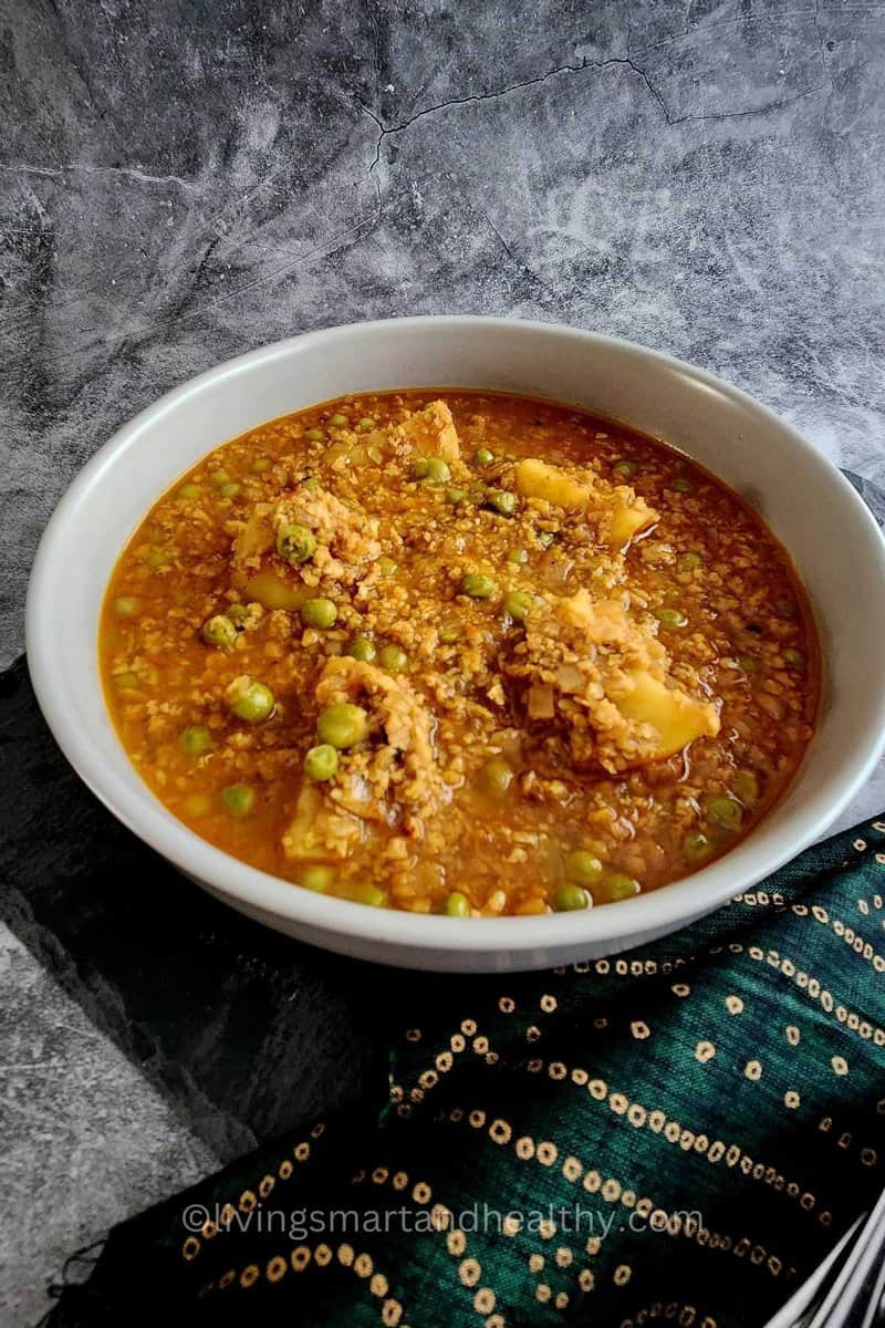 soya matar aloo