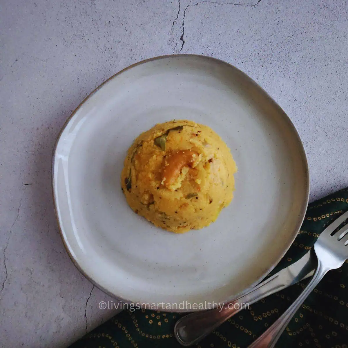 rava upma with tomato