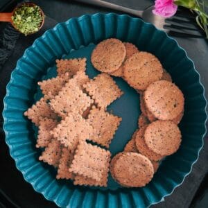 baked mathri recipe
