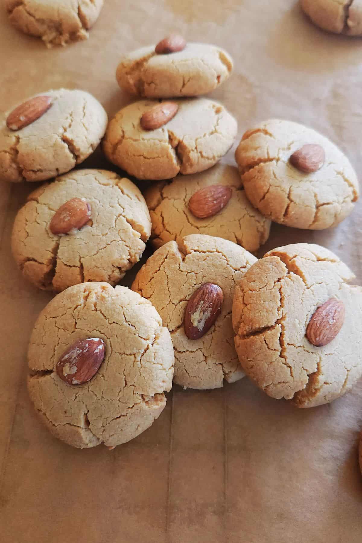 2 ingredient almond flour peanut butter cookie