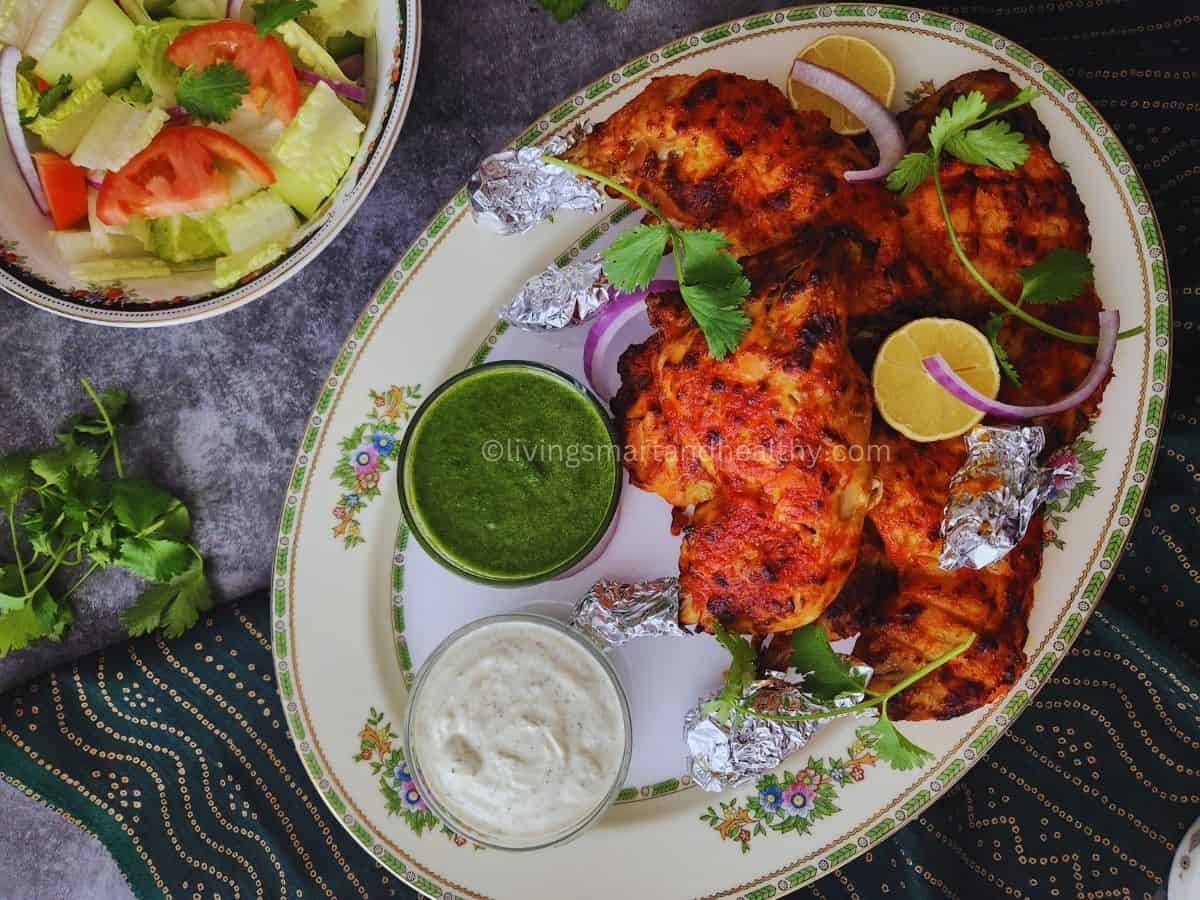 oven baked Tandoori chicken served with mint chutney