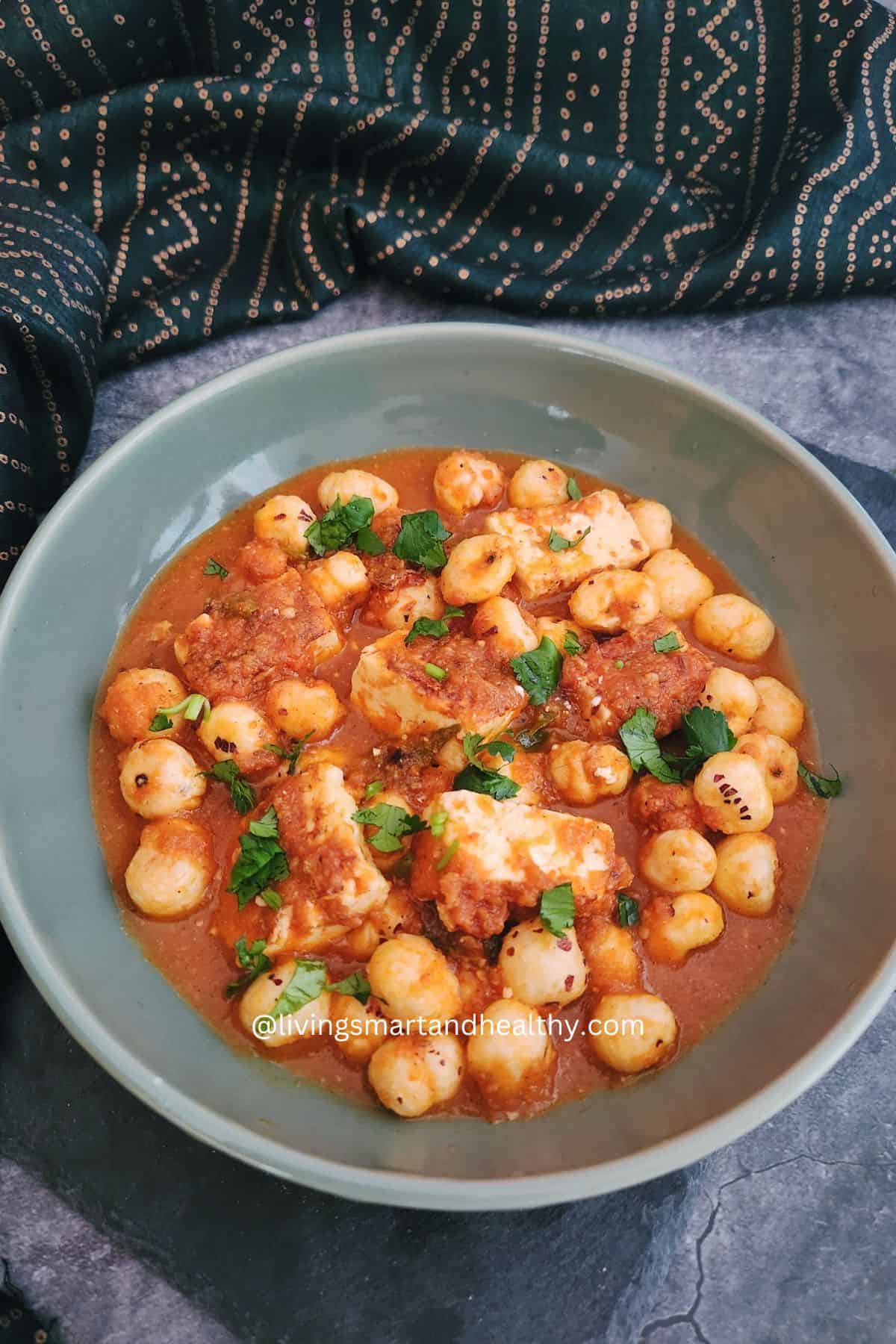 paneer makhana sabji for navratri vrat thali