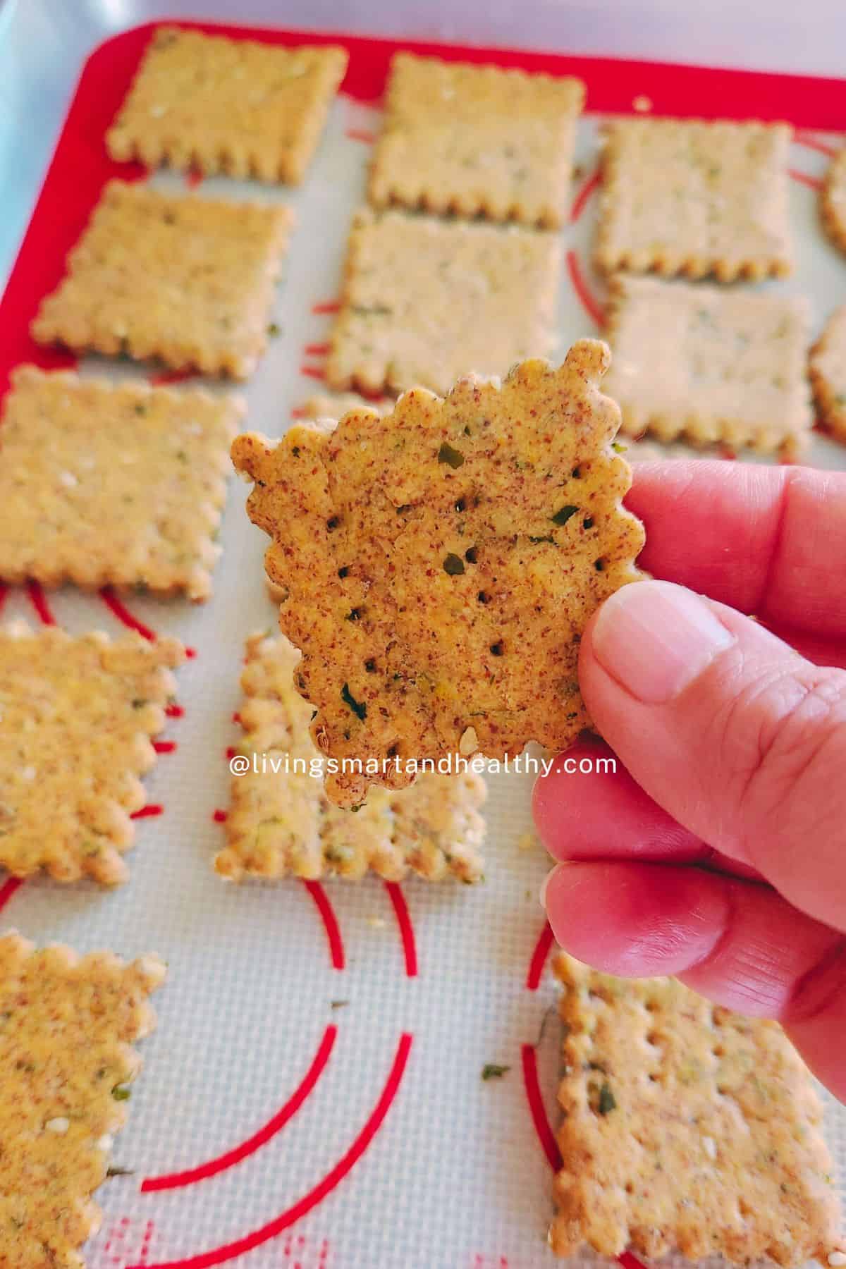 oven baked (air fryer) methi mathri ready to enjoy.